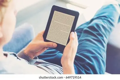 الكتب الإلكترونية تمثل أصلاً رقمياً يمكن بيعه بشكل متكرر لتحقيق دخل سلبي مستمر